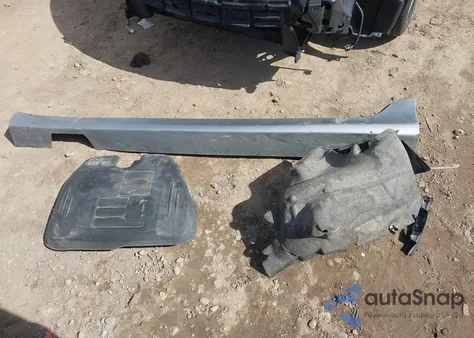 2015 Chrysler 200 C z USA, uszkodzony, nr VIN 1C3CCCCB4FN560090